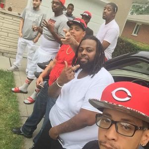 Meet your Posher, Troy